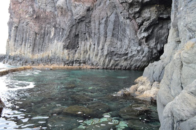 La Laja / Charco Azul de Sabinosa El Hierro